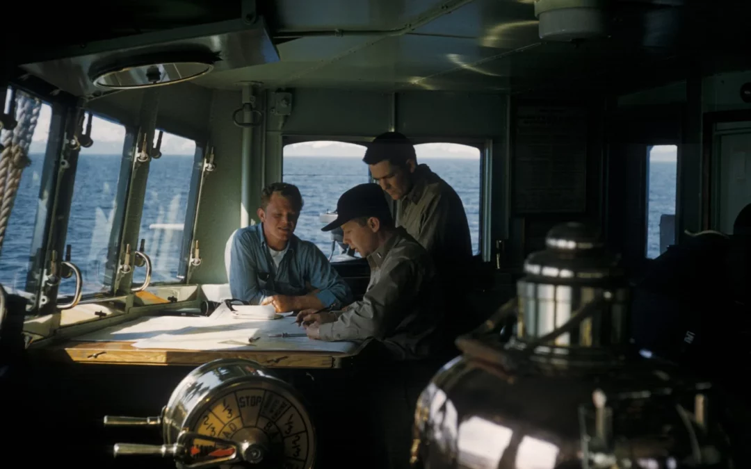 A Beginner Guide to Marine Navigational Equipment for Commercial Mariners